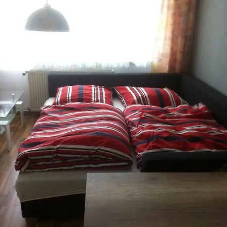 Апартаменты Ferienwohnung-nahe Zwenkauer See