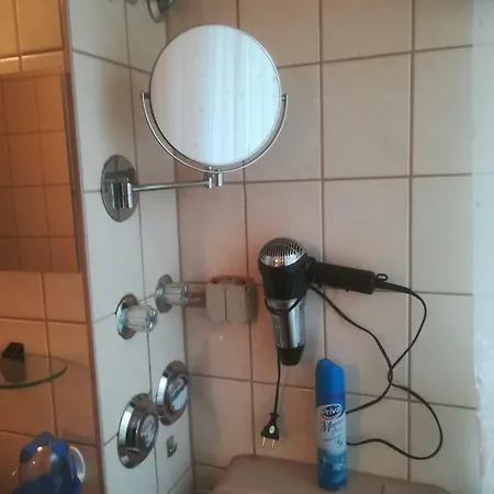 Ferienwohnung-nahe Zwenkauer See * Цвенкау